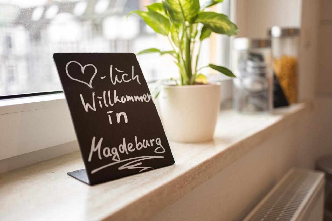 Blue Chili 01 - Top City Lage Am Hbhf Boxspringbett Bis 4 Pers Magdeburg Kültér fotó